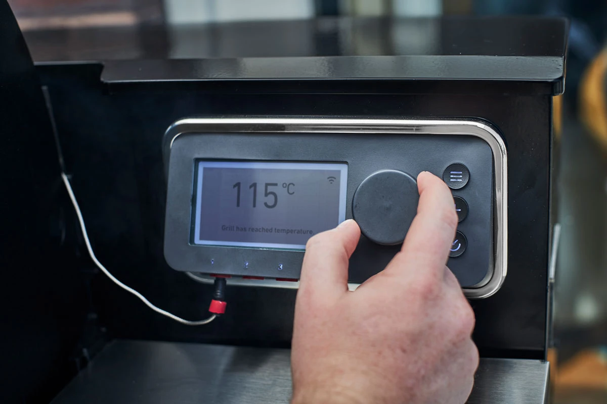 Weber Barbacoa De Pellet SmokeFire EX4 GBS Negra 13 Weber Barbacoa De Pellet SmokeFire EX4 GBS Negra - Imagen 13