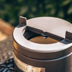 Kamado Monolith Le Chef Pro Series 2.0 Burdeos Sin Pies 21 Kamado Monolith Le Chef Pro Series 2.0 Burdeos Sin Pies -Óptimo Barbacoa Tienda barbacoa kamado carbon monolith lechef pro serie 2 0 sin carro11